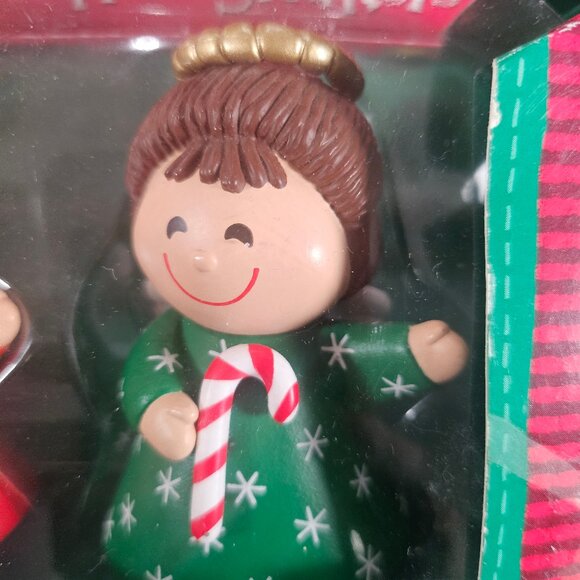 Hallmark "Seasons Greetings" Angel Salt And Pepper Shaker Set - Picture 4 of 9